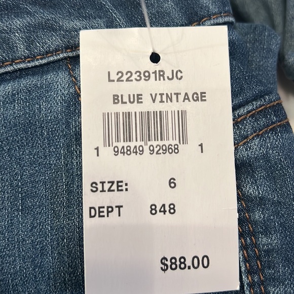 Wit & Wisdom LUXE TOUCH Girlfriend Jean.  Blue Vintage Distressed Denim - Picture 10 of 15